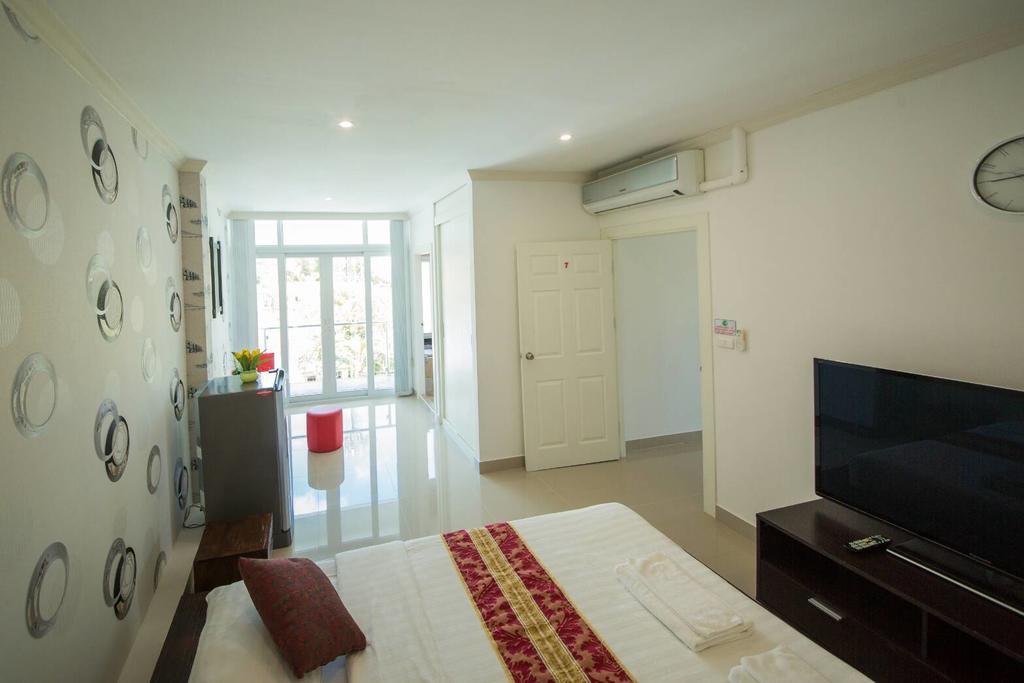 Sea Song Inn شاطئ كامالا الغرفة الصورة