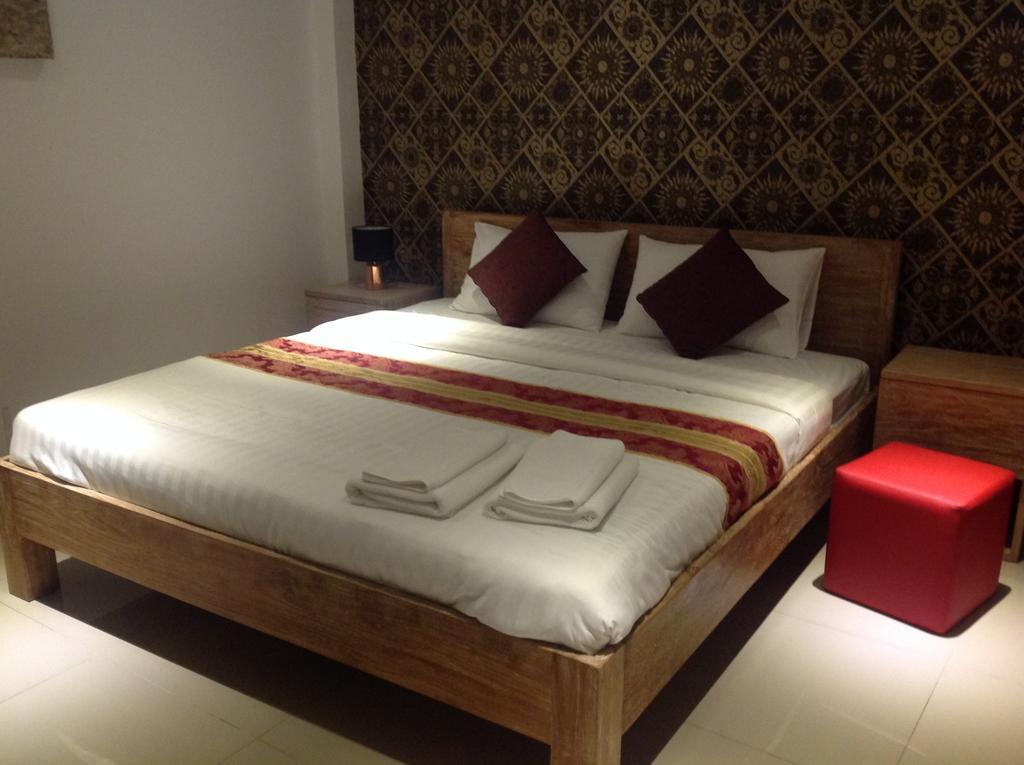 Sea Song Inn شاطئ كامالا الغرفة الصورة